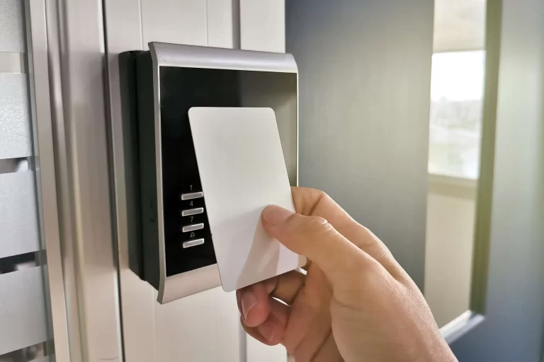 Maximizing Security with Advanced Access Control Card Readers